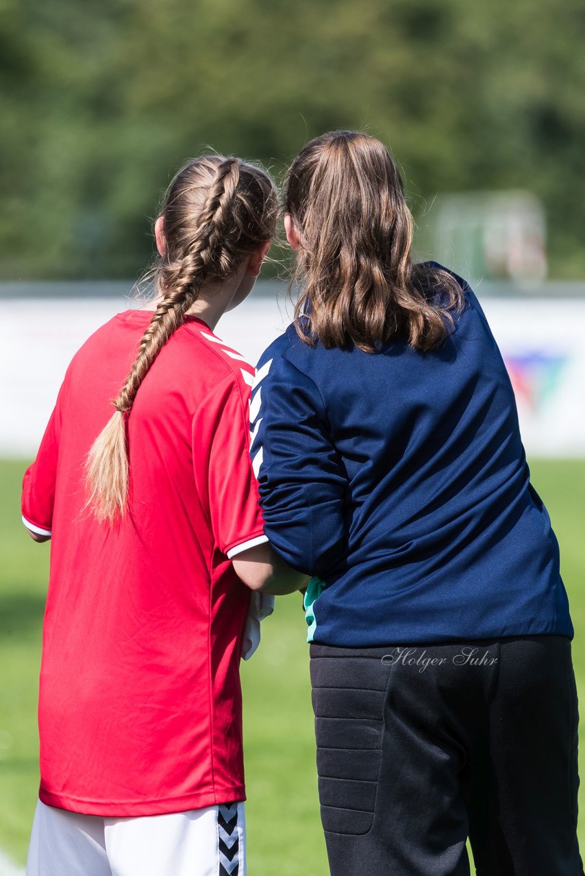 Bild 147 - F SV Henstedt Ulzburg II - SSC Hagen Ahrensburg : Ergebnis: 0:4